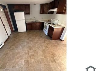 24 North St #3A, West Warren, MA 01092