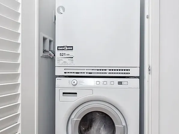 1 West End Avenue image 7 of 18