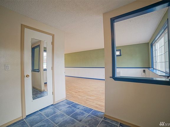 3rd image of 1521 S 61st St