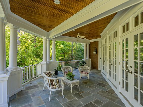 5th image of 6719 Lucy Ln