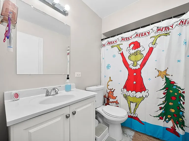 626 E 156th Pl — Photo 19