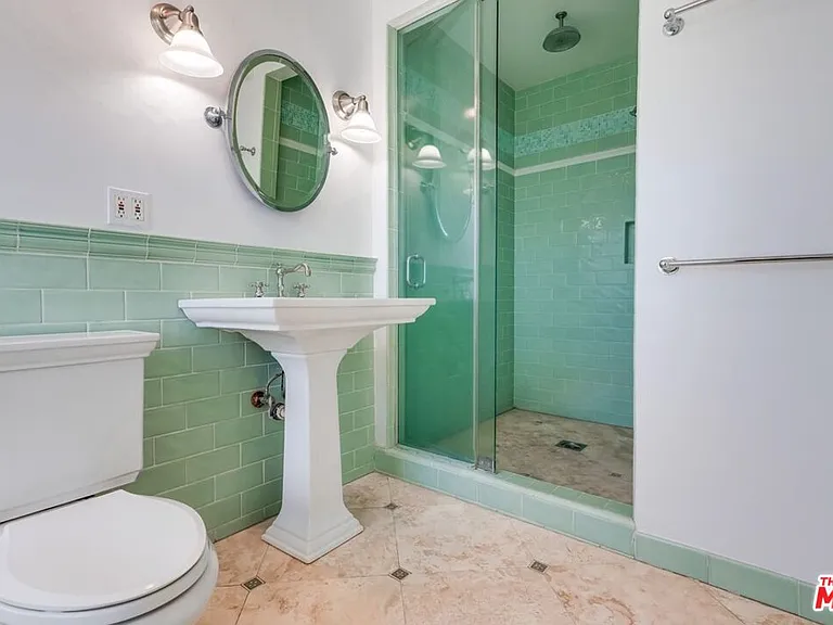 13203 Dewey St — Photo 13
