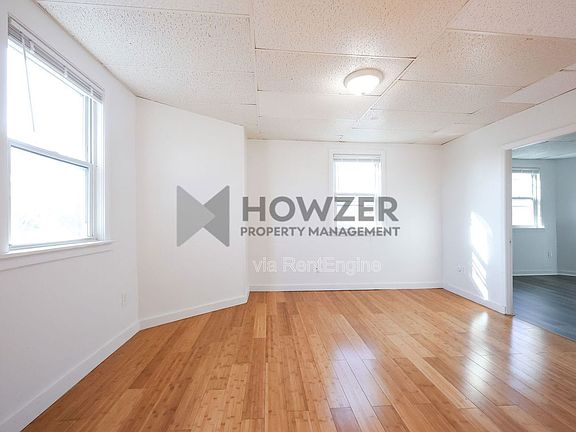 3rd image of 87 Myrtle St #3
