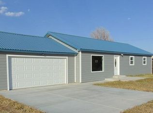 718 S 3rd St, Forgan, OK 73938