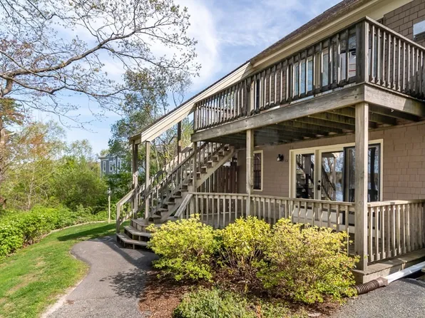 817 Old Strawberry Hill Rd #5-A, Barnstable, MA 02630