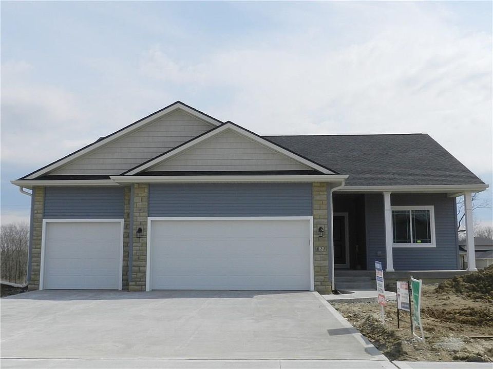 1st image of 821 Lost Lake Dr