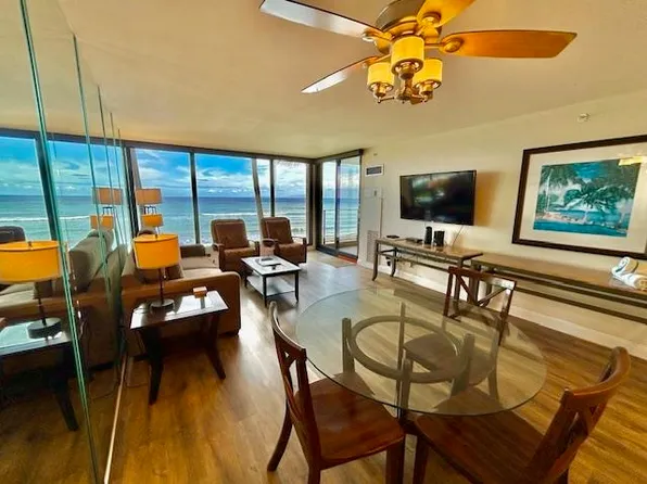 110 Kaanapali Shores Pl APT 215, Lahaina, HI 96761