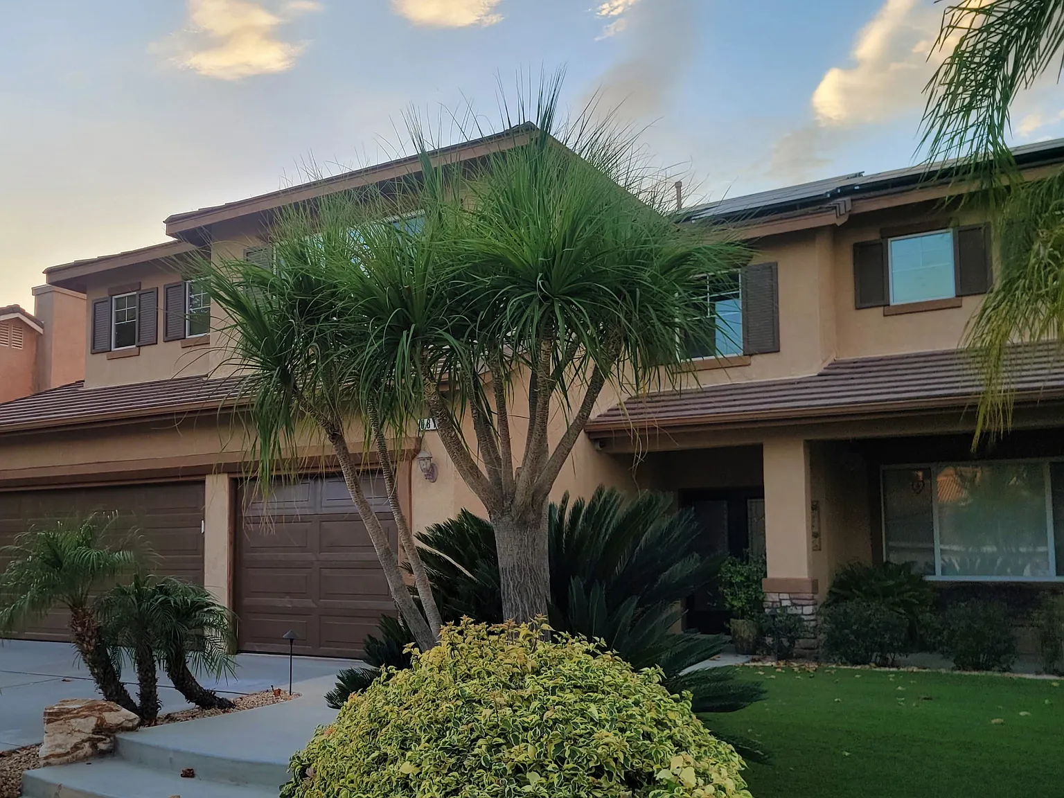 681 Sky Ridge Dr — Photo 2