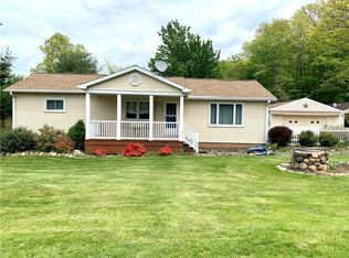 3021 Tamarack Dr, Erie, PA 16506