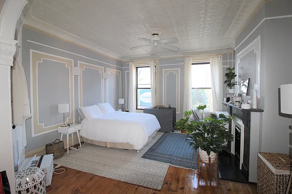 Rented by Compass | media 12