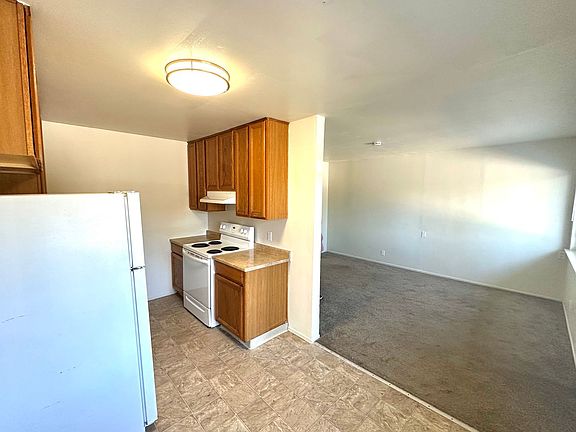 4th image of 268 Pamela Ave APT 2