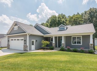 2483 Ashford Trl, Portage, MI