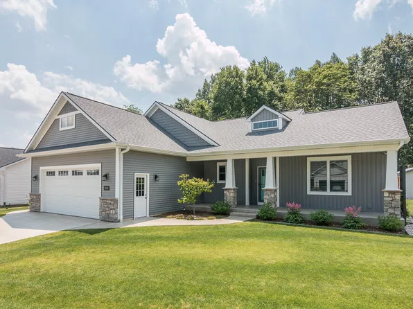 2483 Ashford Trl, Portage, MI 49024
