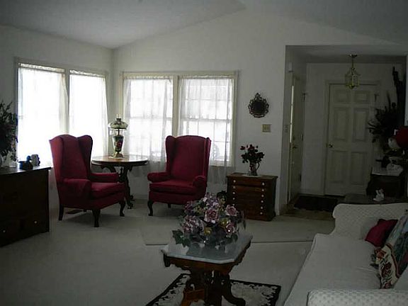 4th image of 308 Eastfield Dr