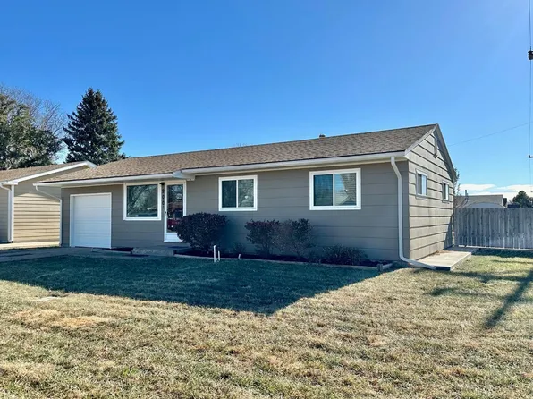 900 E 9th St, Colby, KS 67701