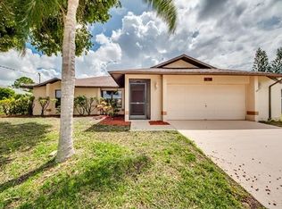 321 SE 17th Pl, Cape Coral, FL 33990