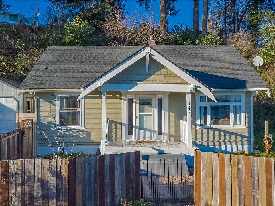 1st image of 1549 Charleston Beach Road W
