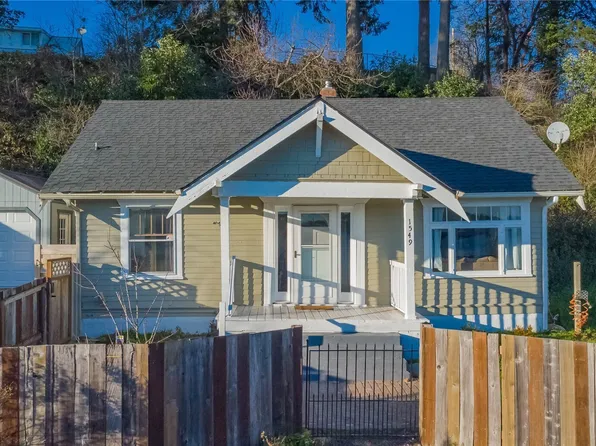 1549 Charleston Beach Road W, Bremerton, WA 98312