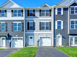 27 S Center St, Hanover, PA 17331