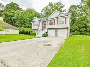 6127 Stone Creek Ln, Rex, GA 30273