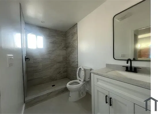 350 E Plymouth St #A — Photo 8