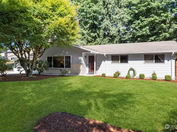 1560 Vashon Avenue NE, Renton, WA 98059