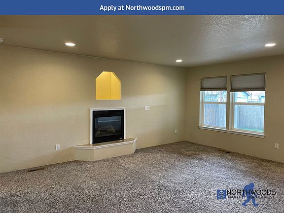 4th image of 2632 Brookdale Dr