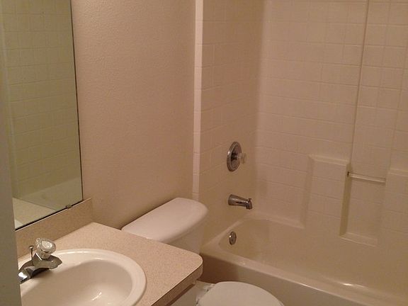 3rd image of 2911 Hardy Ave