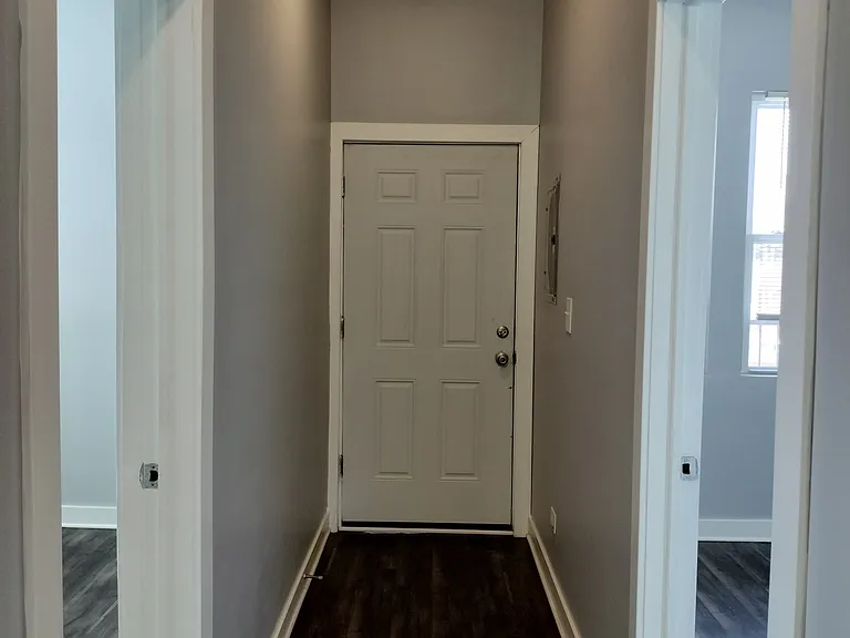 4800 S Winchester Ave — Photo 24