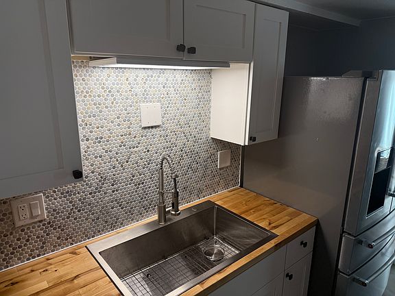 5th image of 12184 Melody Dr APT 201