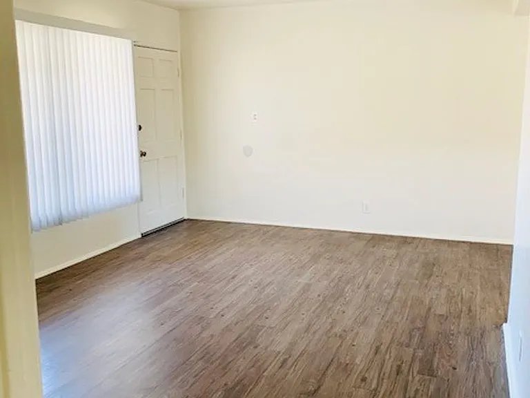 10635 Friar St — Photo 3