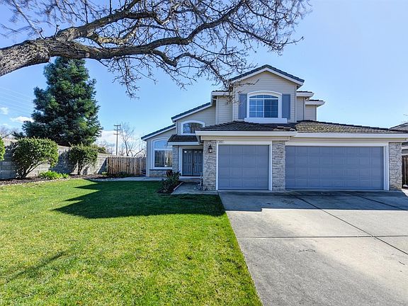 2nd image of 312 Wordsworth Ct