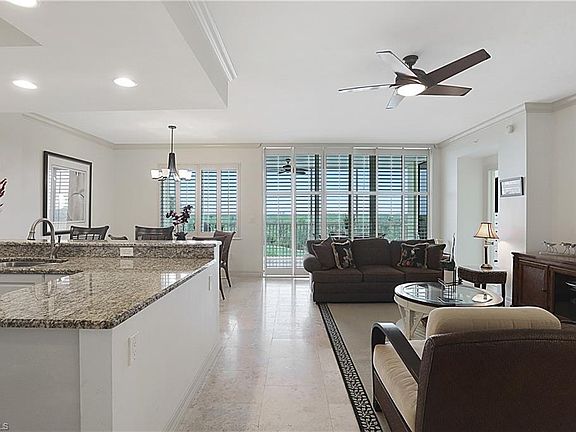 4th image of 4761 W Bay Blvd Unit 302