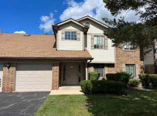 1730 W Quail Ct UNIT 1, Arlington Heights, IL 60004