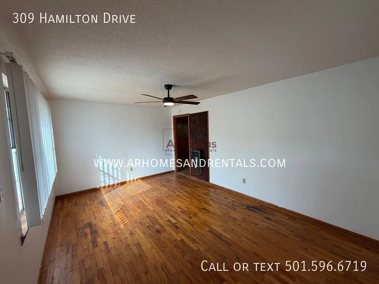 1/2 Off First Month's Rent Special! ~ 309 Hamilton Dr. - 2 Bedrooms | 1 Bathroom — Photo 3