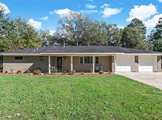 108 Rolling Hills Dr, Lumberton, TX 77657