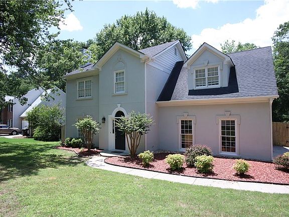 2nd image of 2095 Wellcrest Dr NW