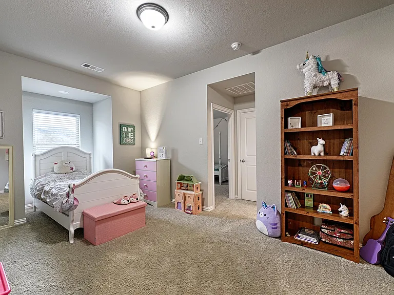 3515 Washington Dr — Photo 37