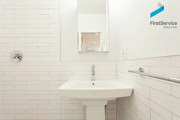 Rented by FirstService Realty (legacy) | media 60