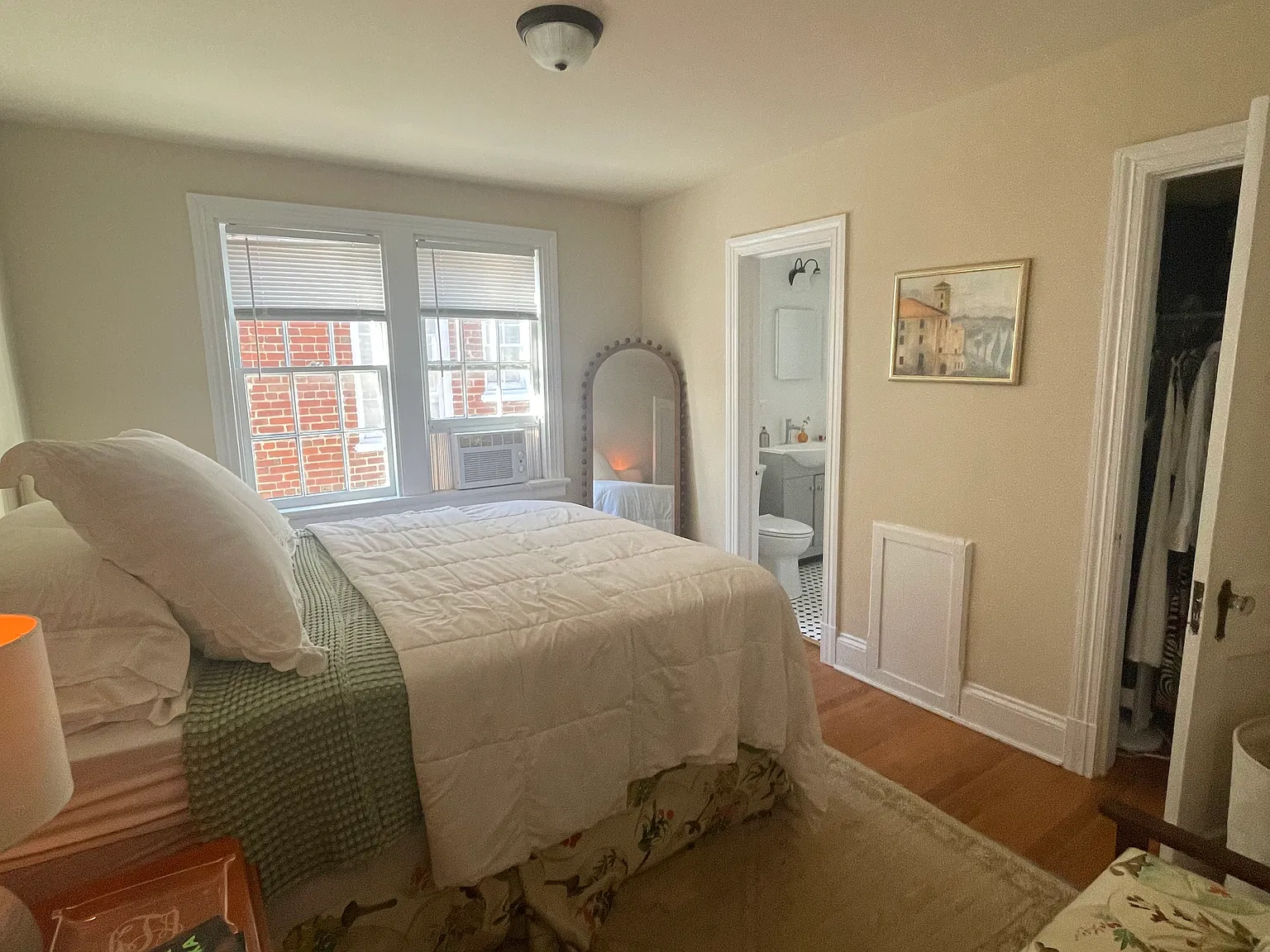 2 bed, 880 sqft, $1,650 — Photo 4