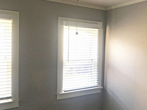 4th image of 914 N Loma Vista Dr #916-D