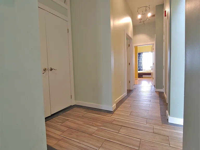 1431 Tremont St — Photo 7