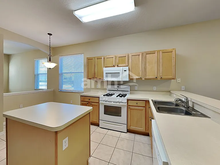15238 Searobbin Dr — Photo 3
