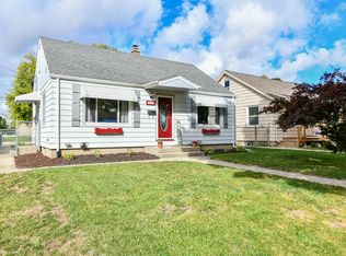 2657 S 94th St, West Allis, WI 53227