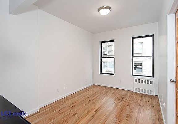 3rd image of 450-452 E 81st St #2D