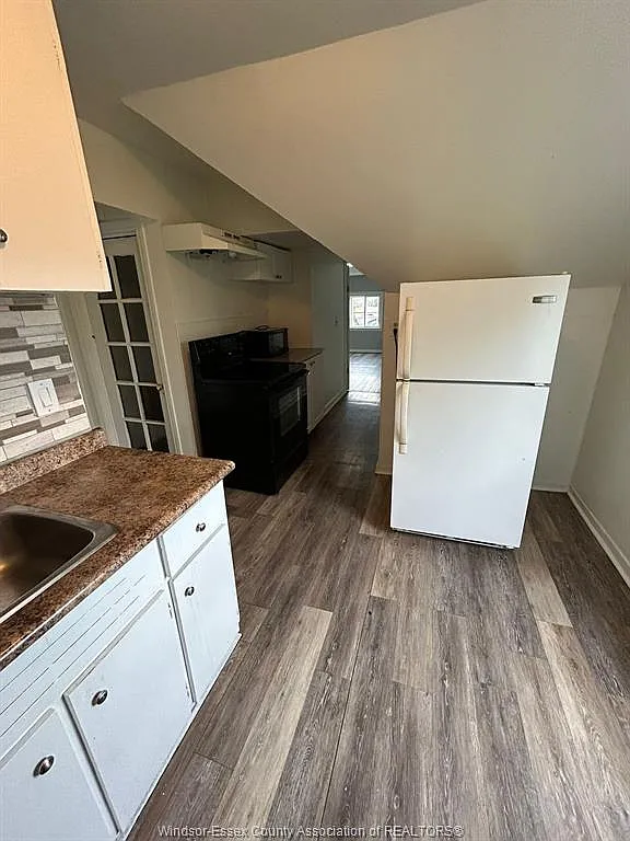 2 bed, $1,295 — Photo 3