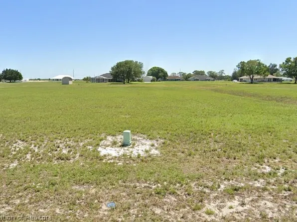 8732 Monserrat Rd, Sebring, FL 33876