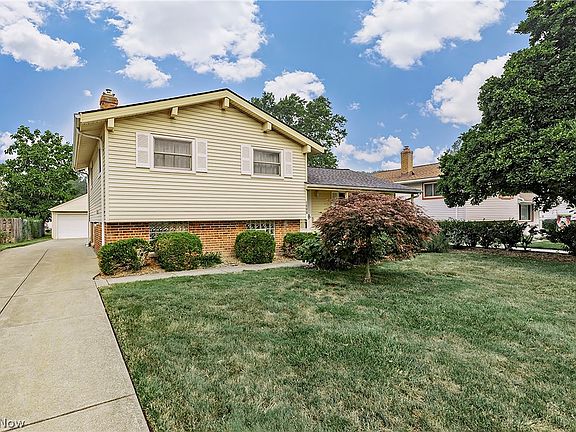 2nd image of 1300 Giesse Dr