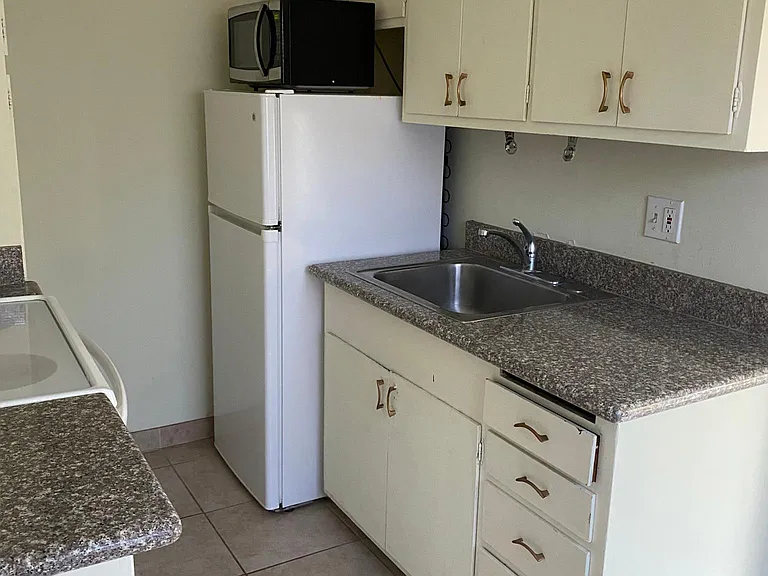 2533 Hillegass Ave #303 — Photo 5