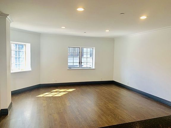 3rd image of 85 Hudson Ave APT 4A